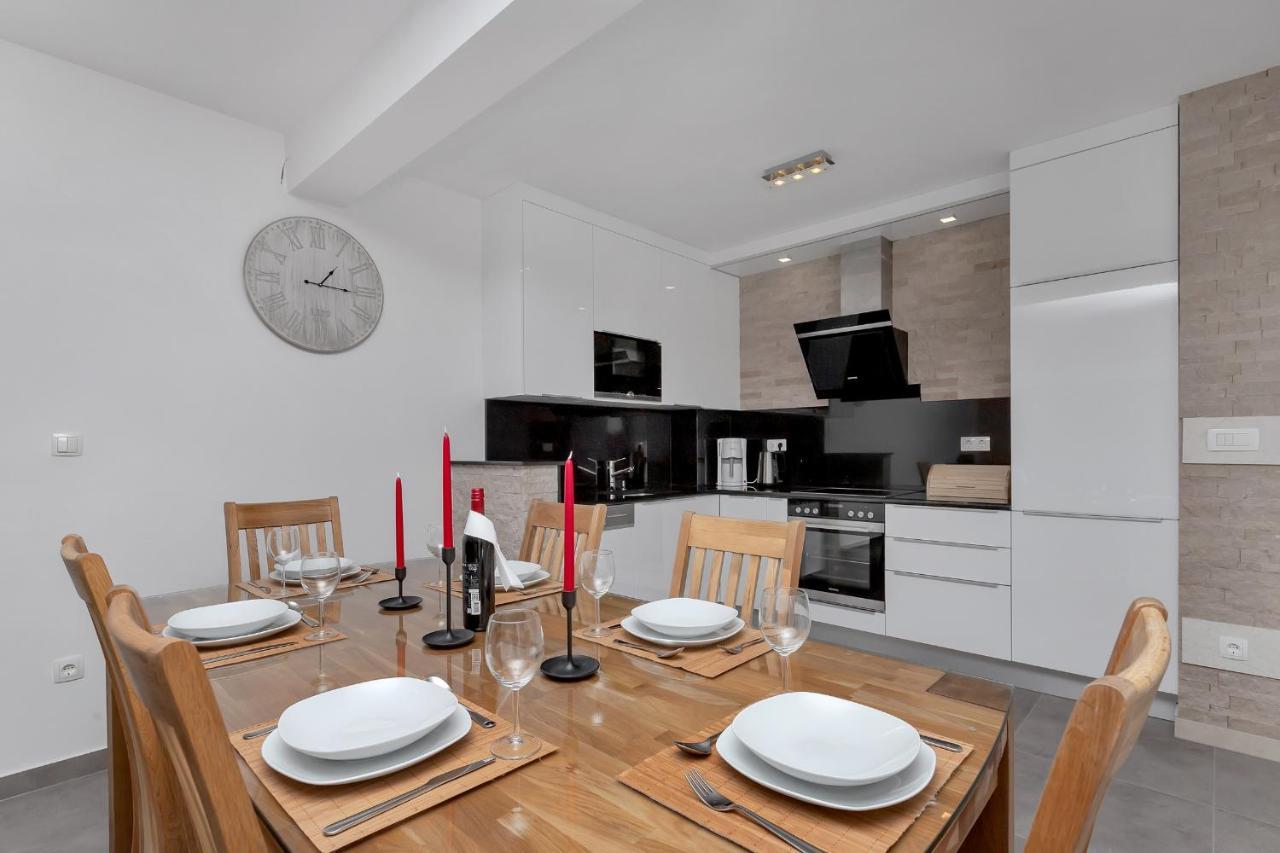 Luxury Sidro With Free Parking Apartamento
